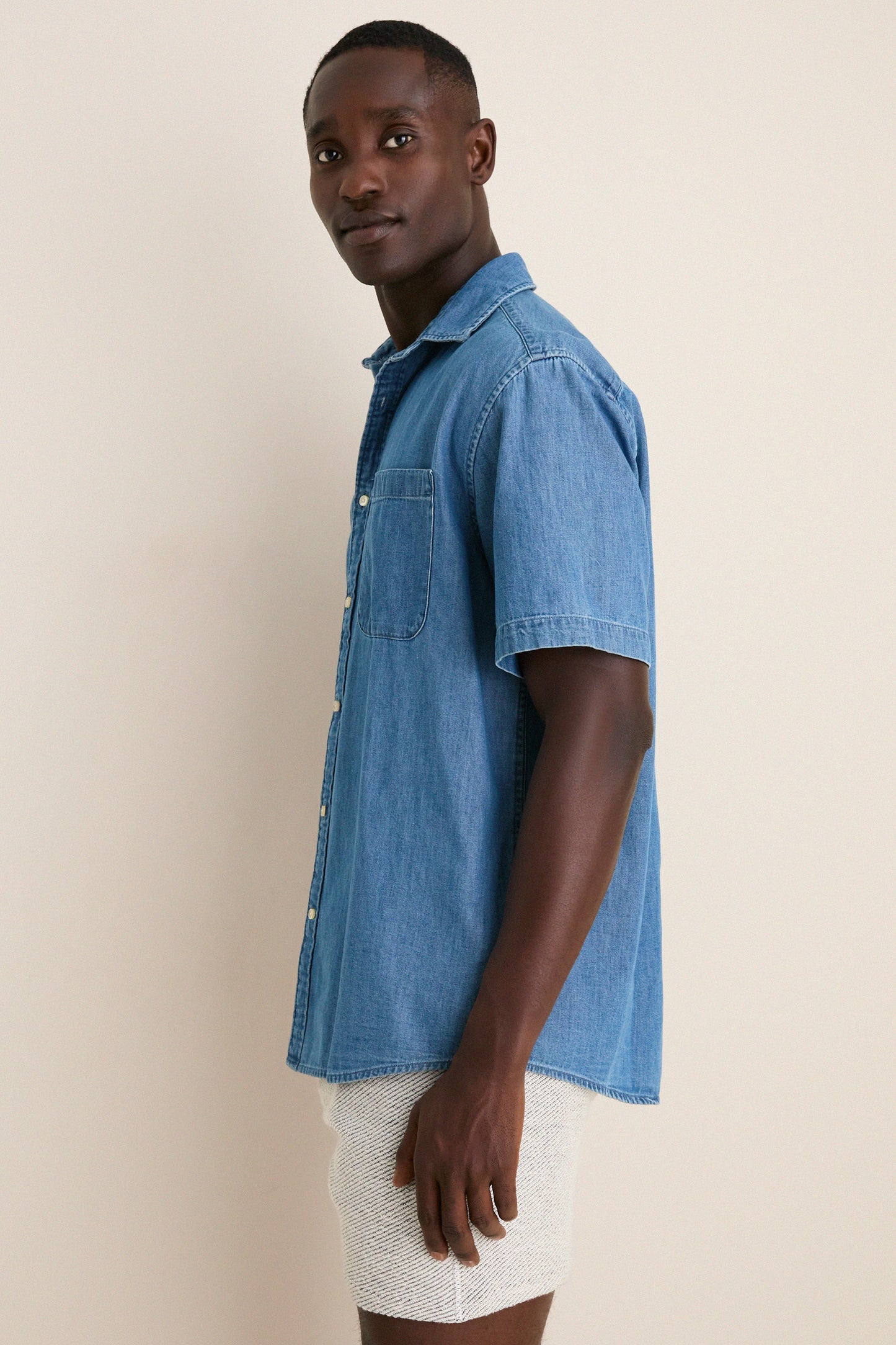 Chambray Ashbrooke Short Sleeve Shirt