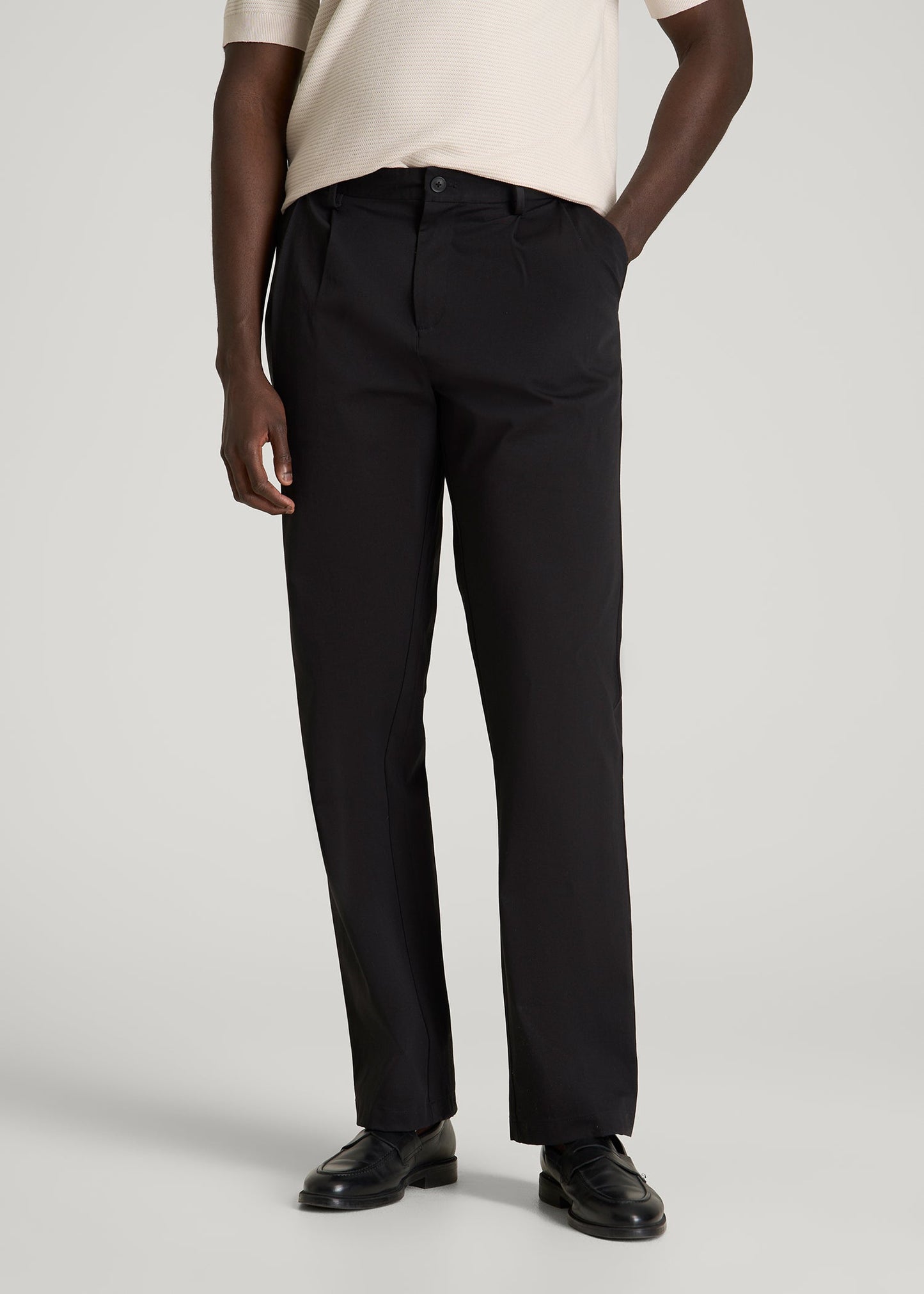 Stretch Commuter Pleated Chino for Tall Men in Black