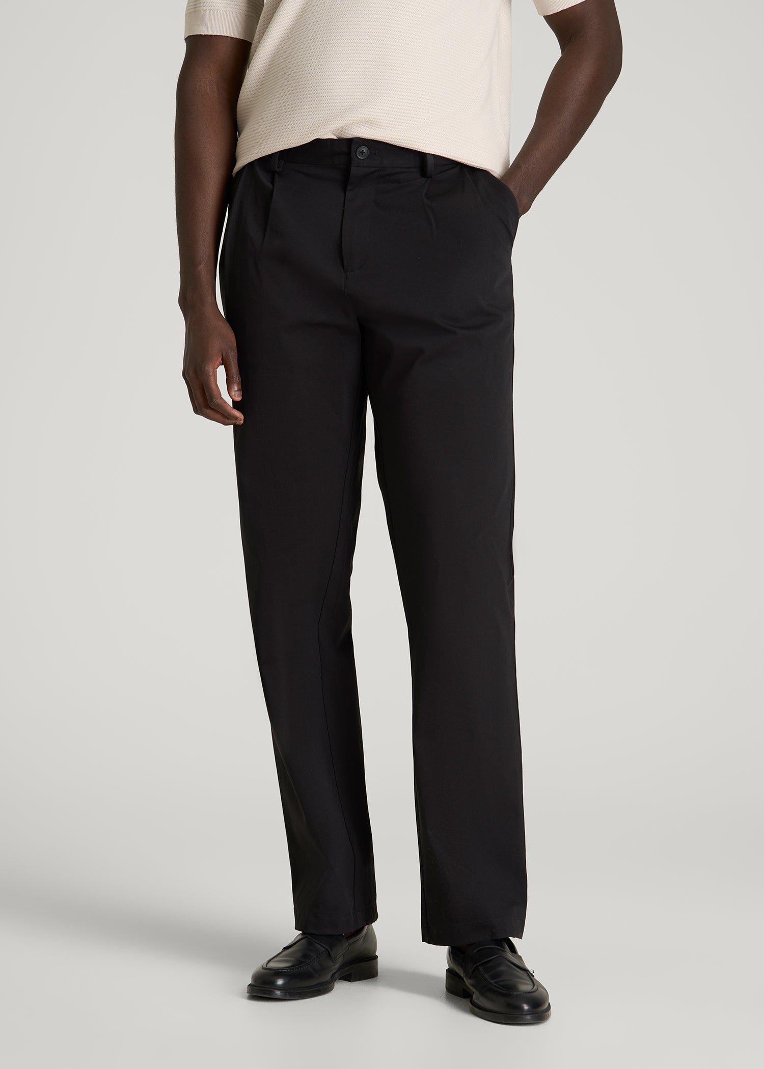 Stretch Commuter Pleated Chino for Tall Men in Black