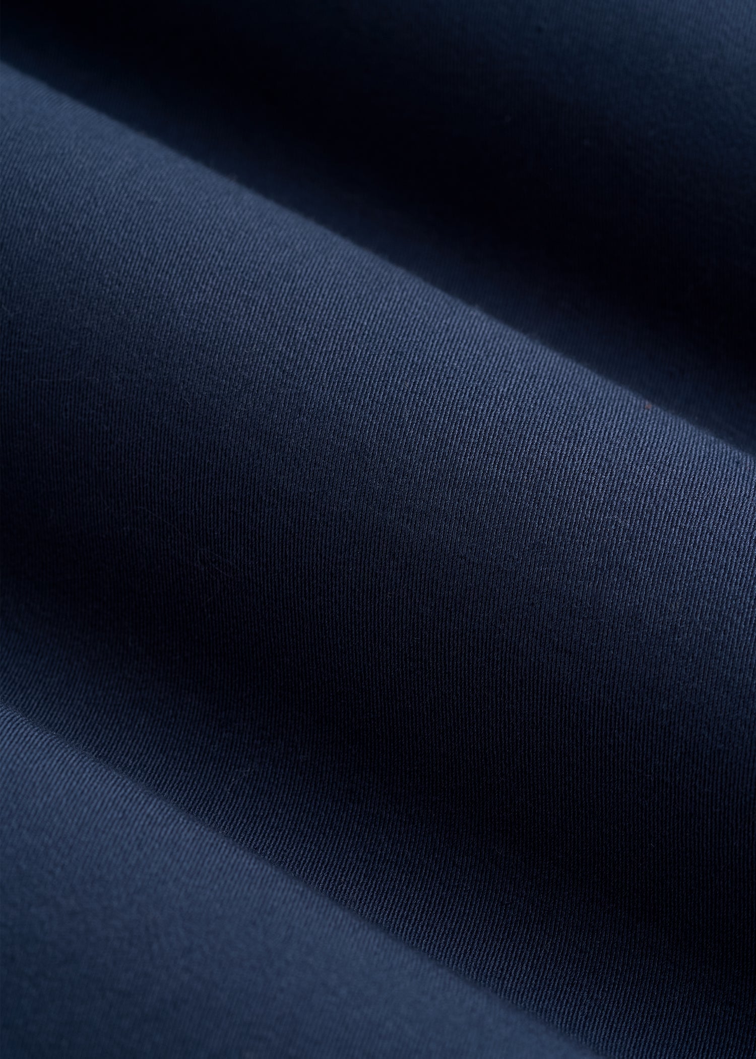 Stretch Commuter Pleated Chino for Tall Men in Navy Blue