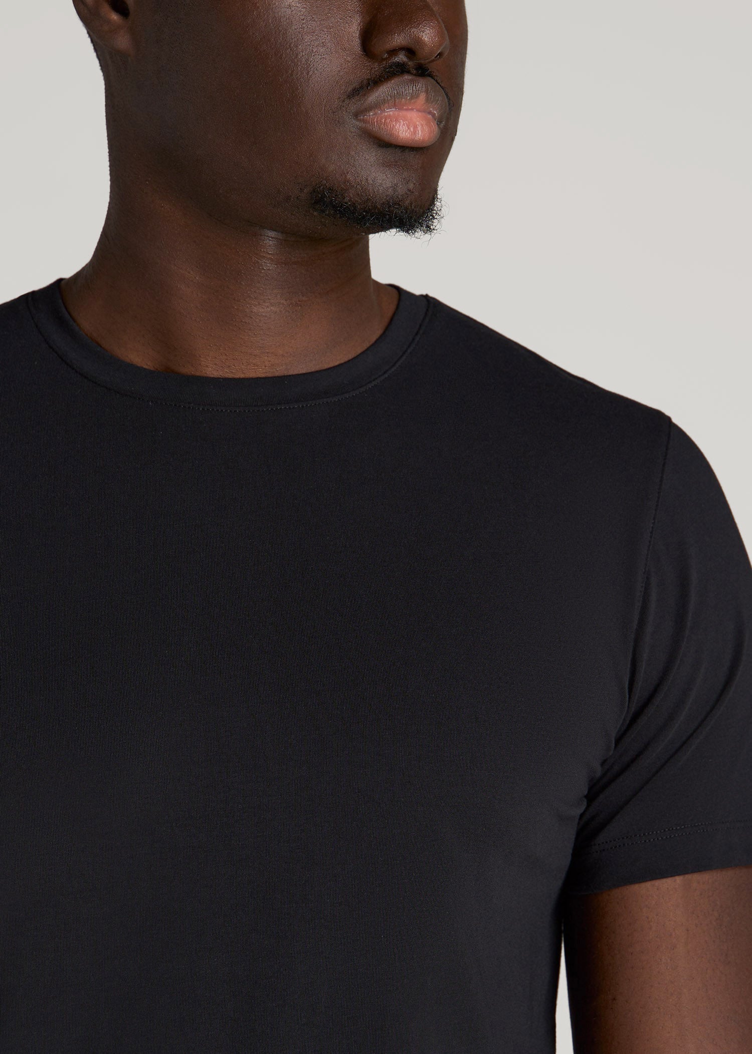 The Essential Modern Fit Crewneck Tee for Tall Men in Black