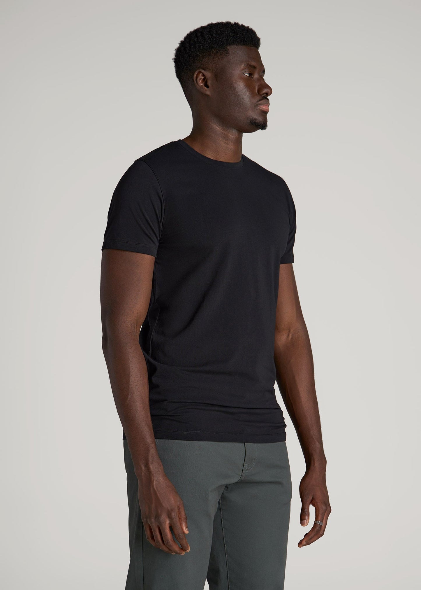 The Essential Modern Fit Crewneck Tee for Tall Men in Black