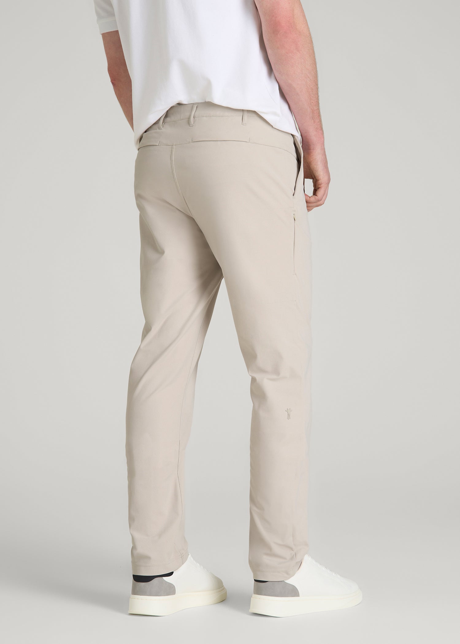 Traveler Chino 2.0 for Tall Men in Drywall Tan