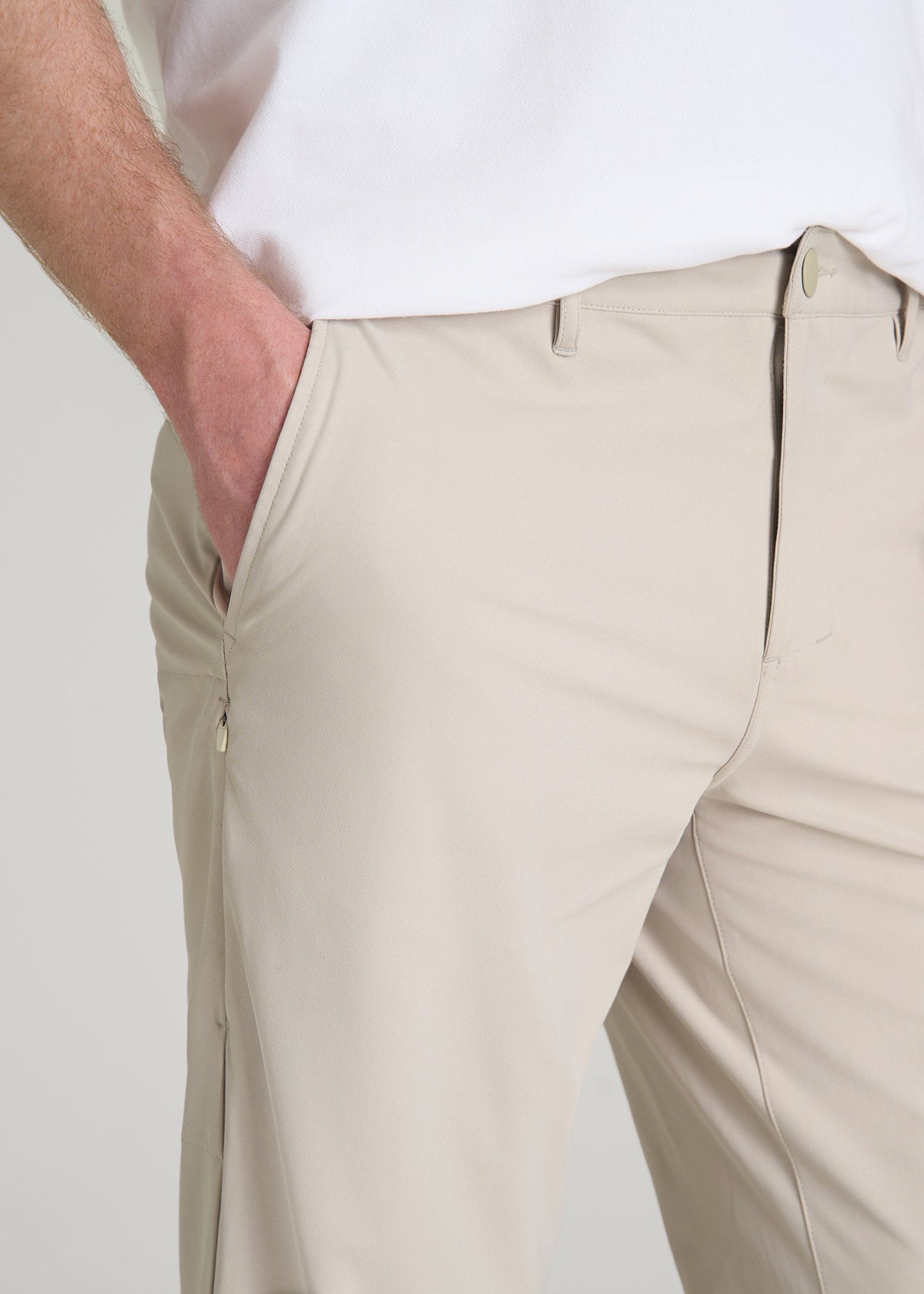 Traveler Chino 2.0 for Tall Men in Drywall Tan