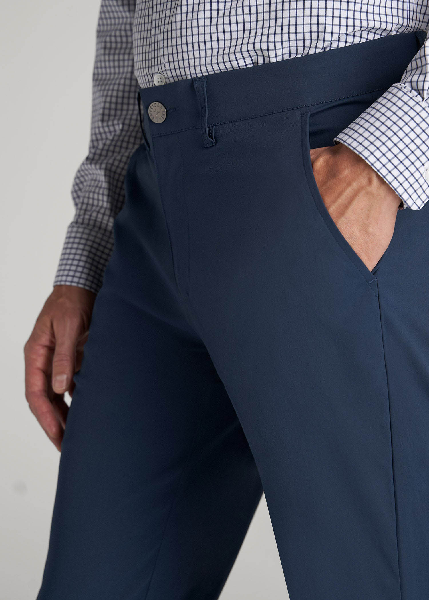 TAPERED FIT Traveler Chino Pants for Tall Men in Marine Navy