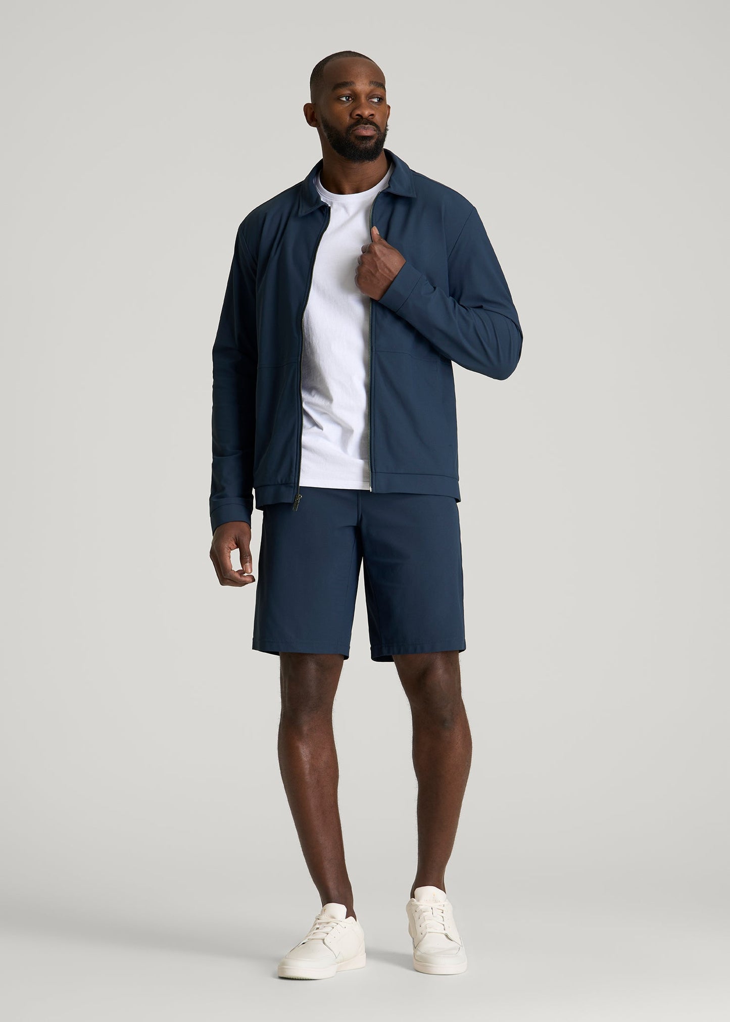 Traveler Chino Short 2.0 for Tall Men in Navy Blue