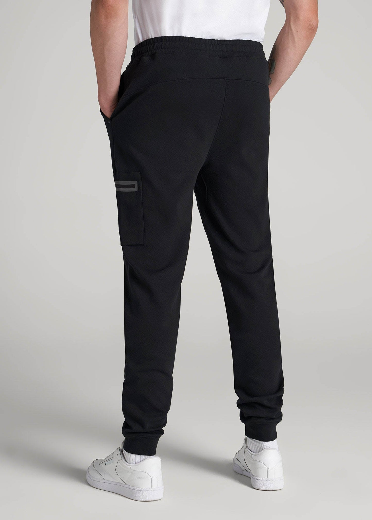 Tech Motion Fleece Cargo Joggers for Tall Men in Black