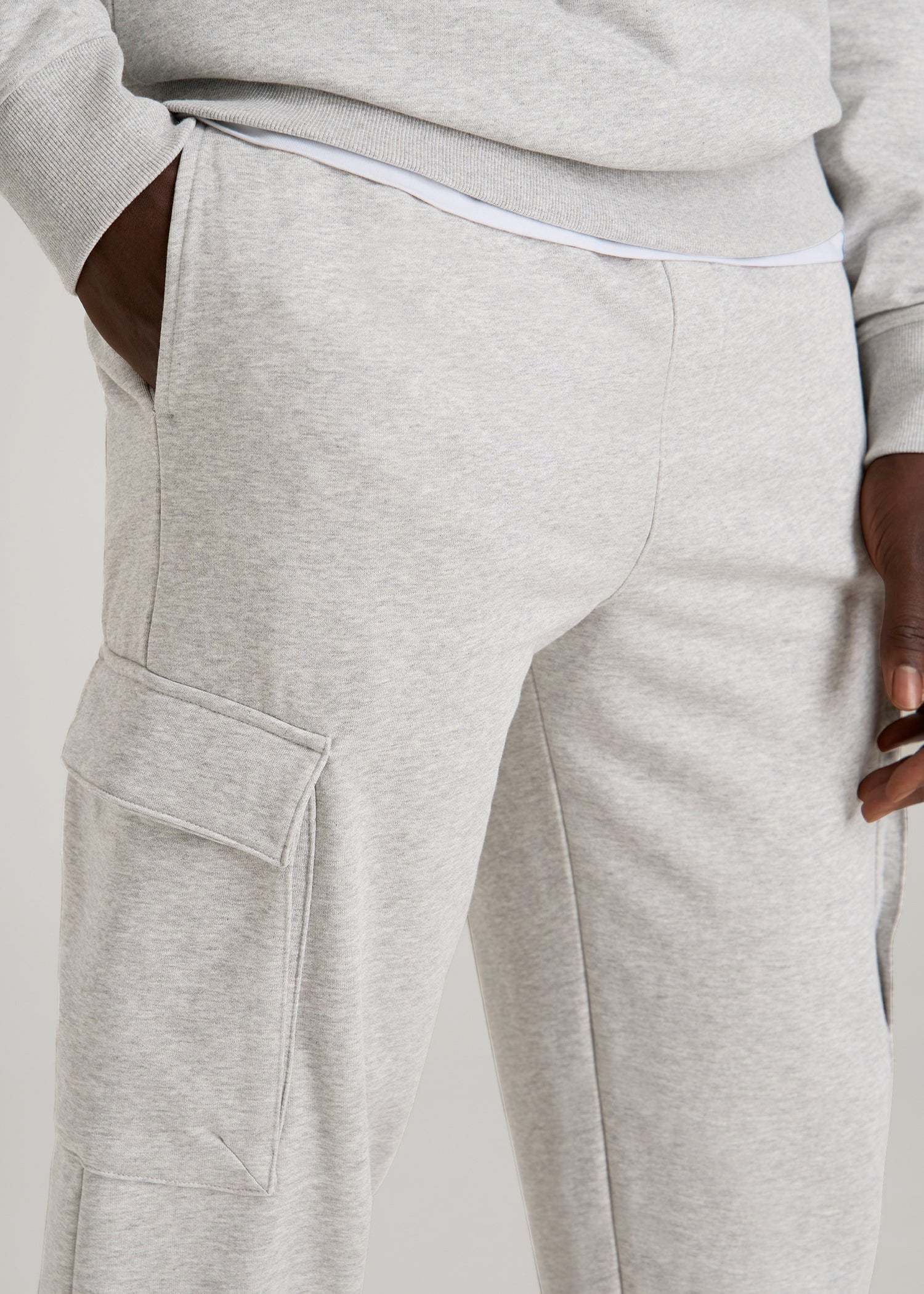 Wearever Fleece Straight Leg Cargo Sweatpant for Tall Men in Grey Mix