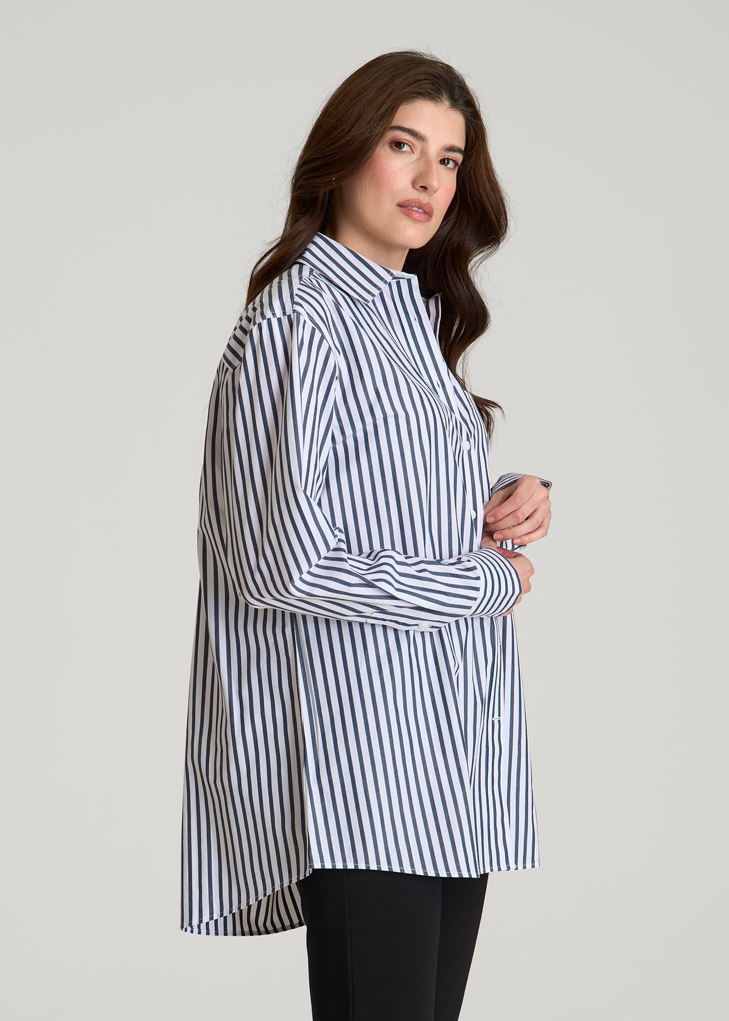Oversized Poplin Button Shirt for Tall Women in White and Navy Stripe