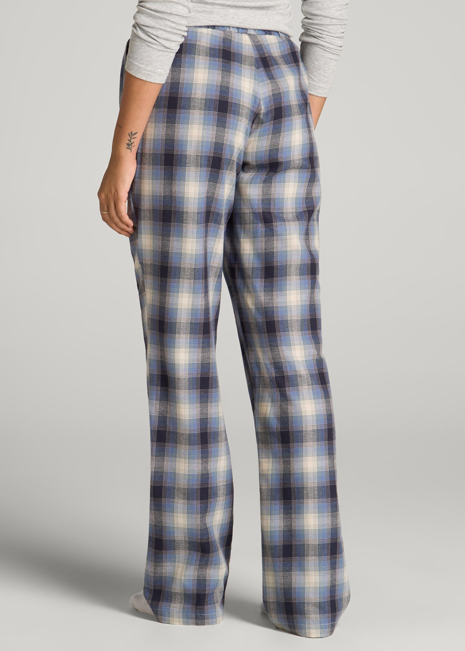 Open-Bottom Flannel Pajama Pants for Tall Women in Blue and Grey Weave