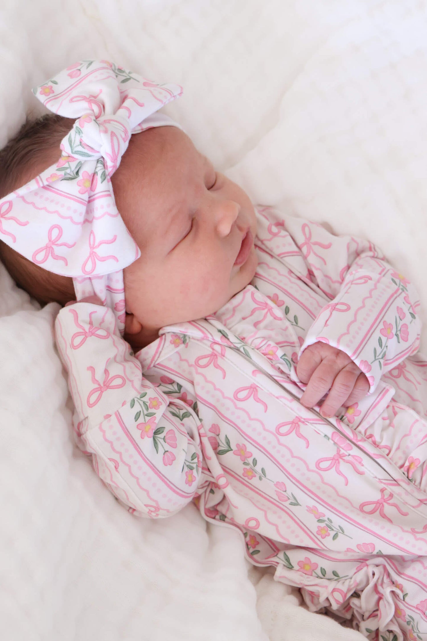Knit Large Bow Headwrap | Coquette Garden