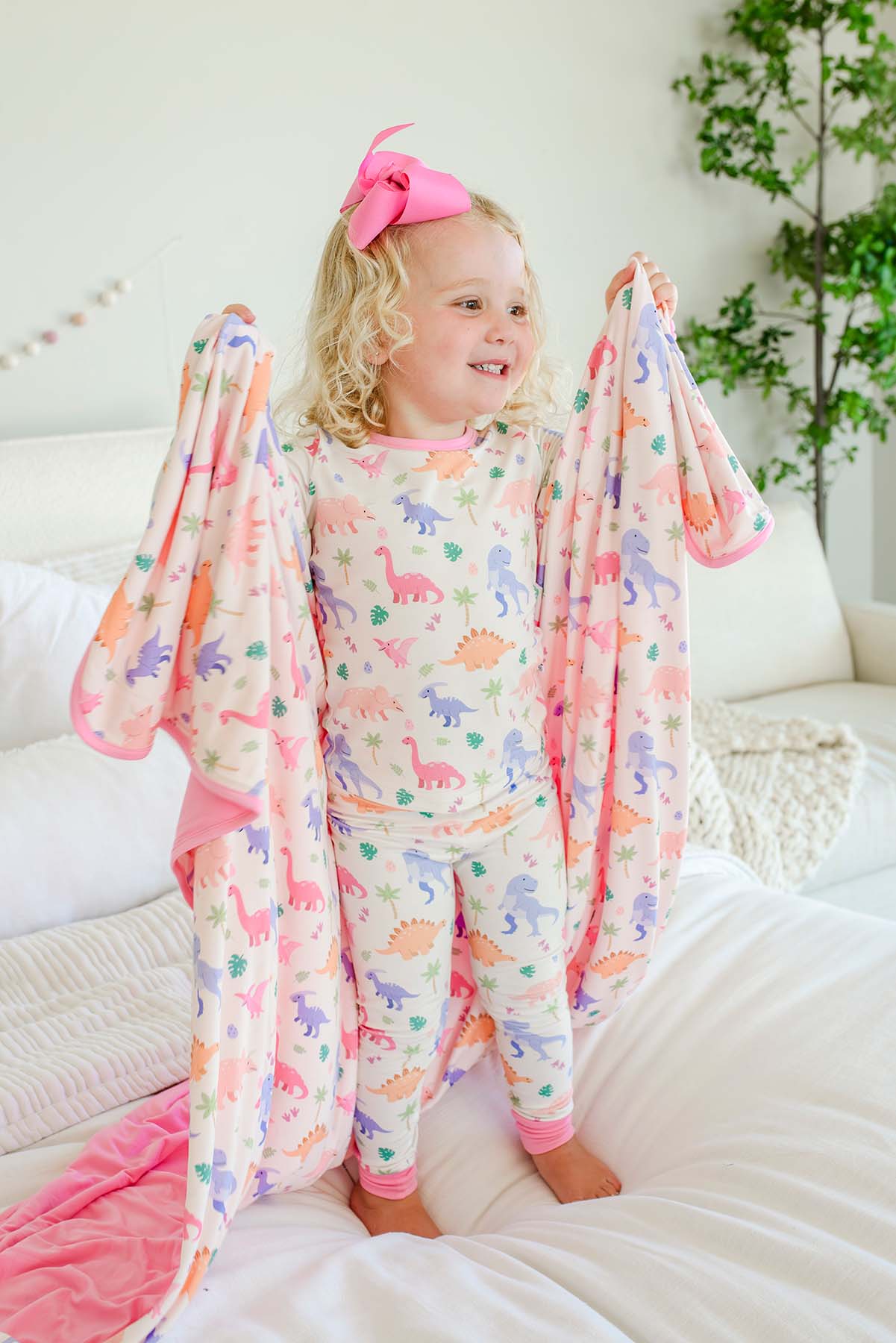 Double Sided Bamboo Blanket | Little Fossil Pink