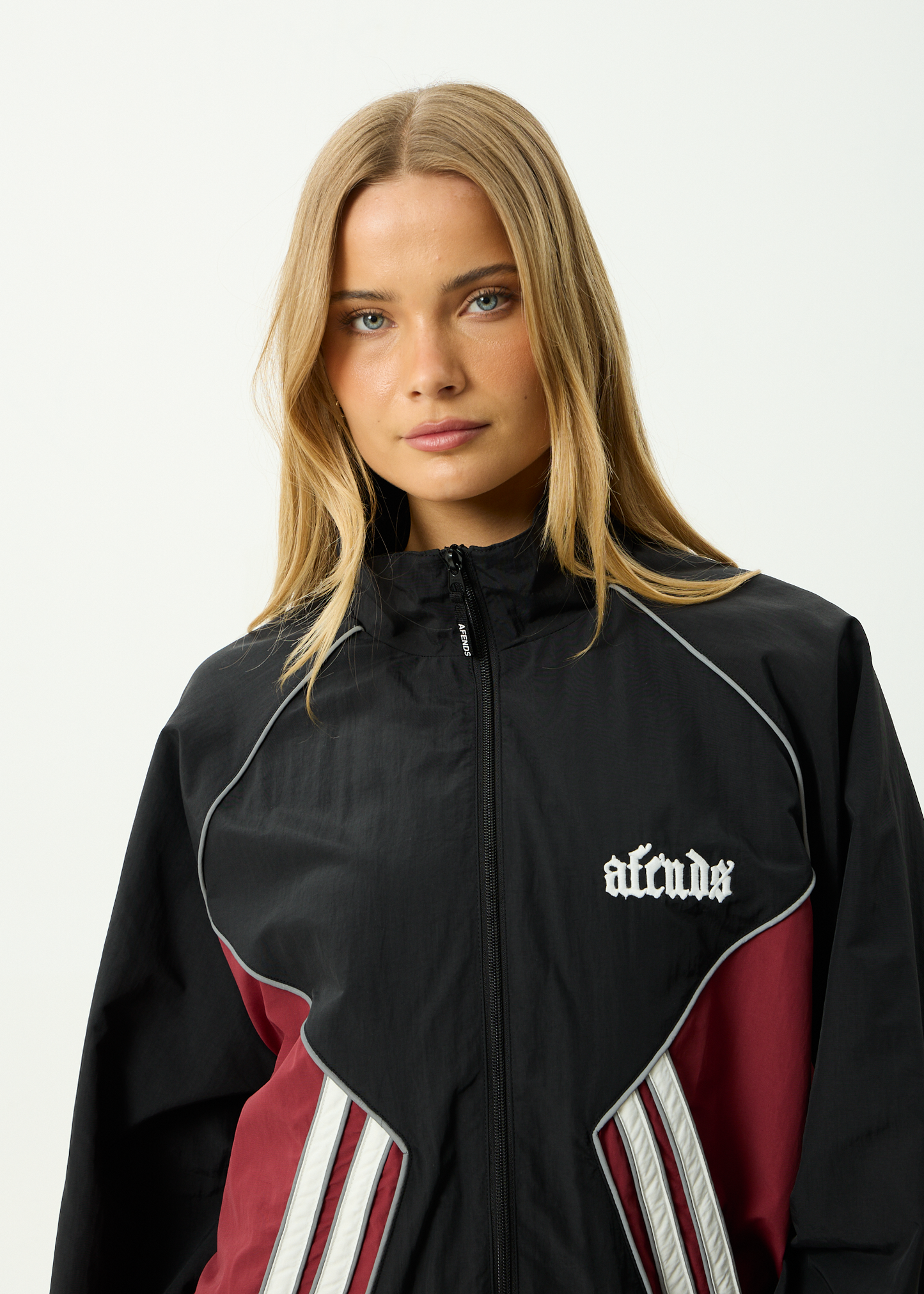 AFENDS Mens Sporting - Sports Spray Jacket - Burgundy