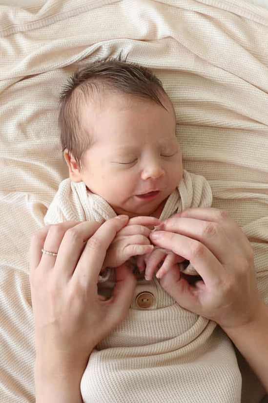 Oatmeal Bamboo Waffle Newborn Baby Knot Gown & Hat Set
