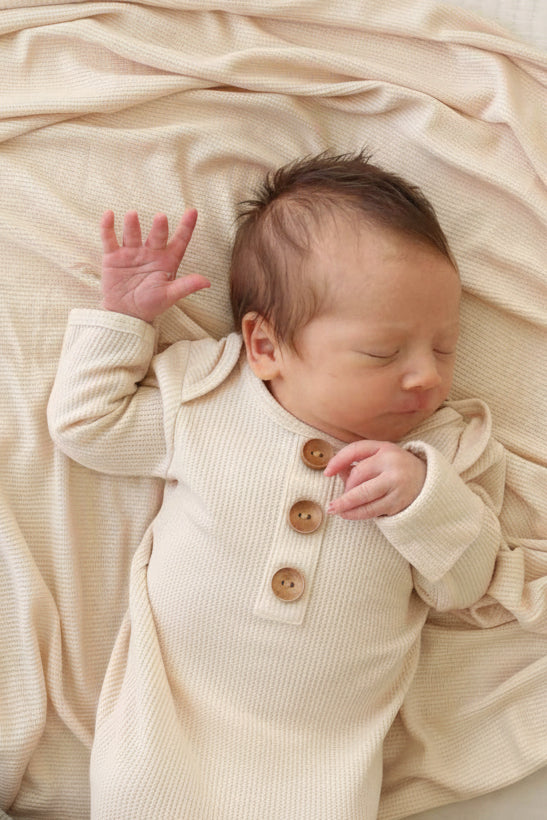 Oatmeal Bamboo Waffle Newborn Baby Knot Gown & Hat Set