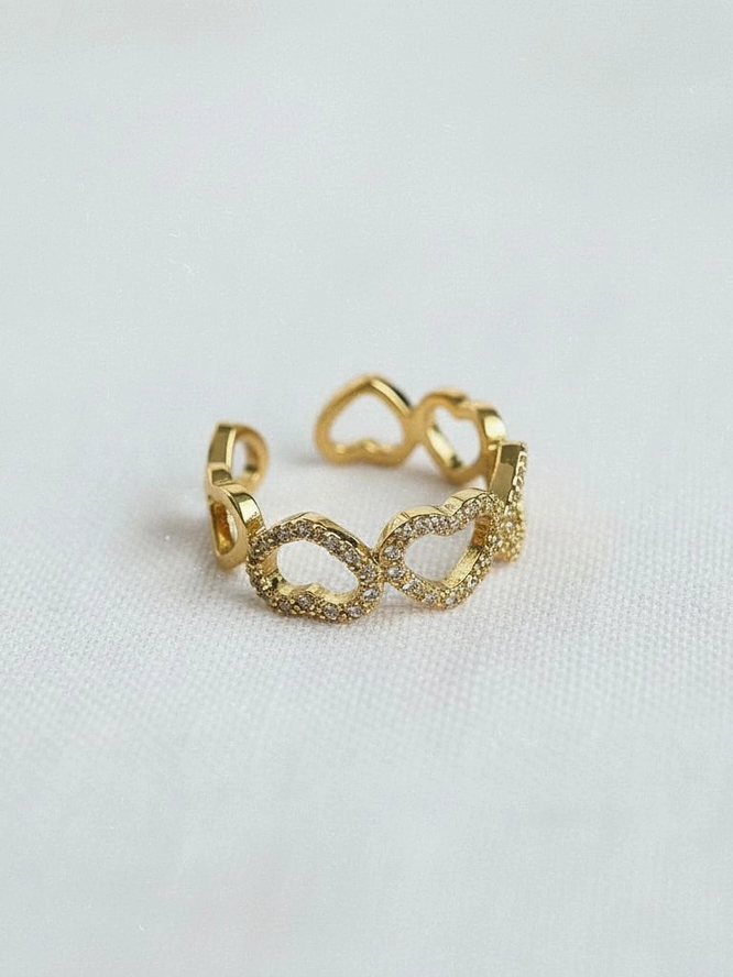 27 Heart Crystal Ring