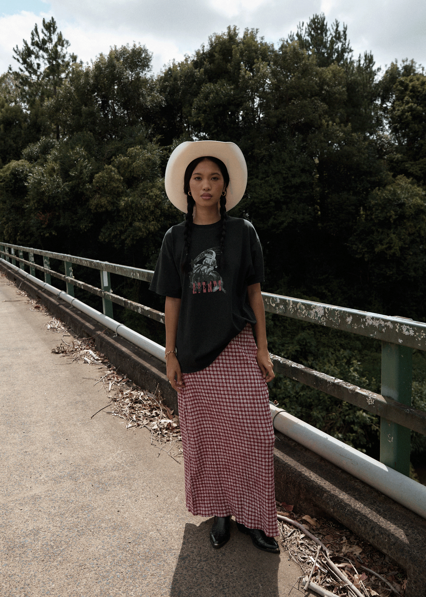 AFENDS Womens Cosmic Cow - Oversized Tee - Stone Black