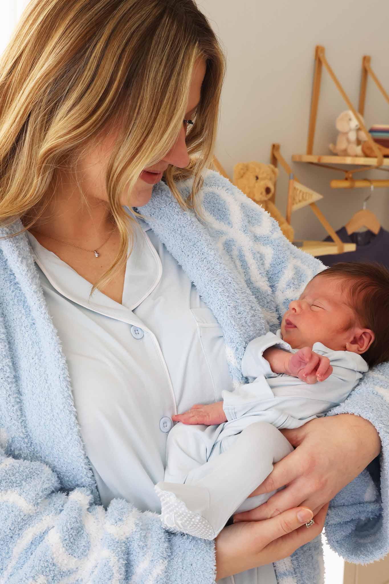 Labor & Delivery Nightgown | Baby Blue