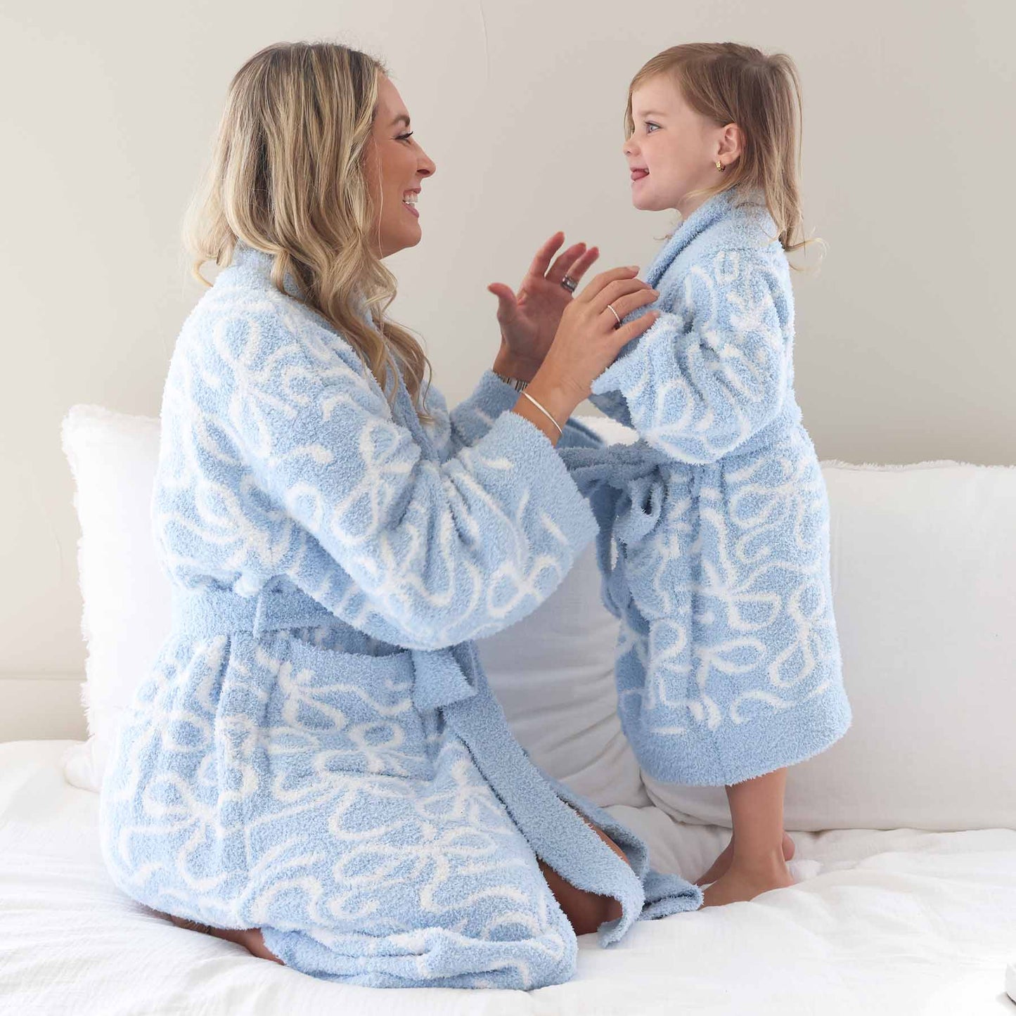 CuddleLane™ Adult Robe | Blue-tiful Bows