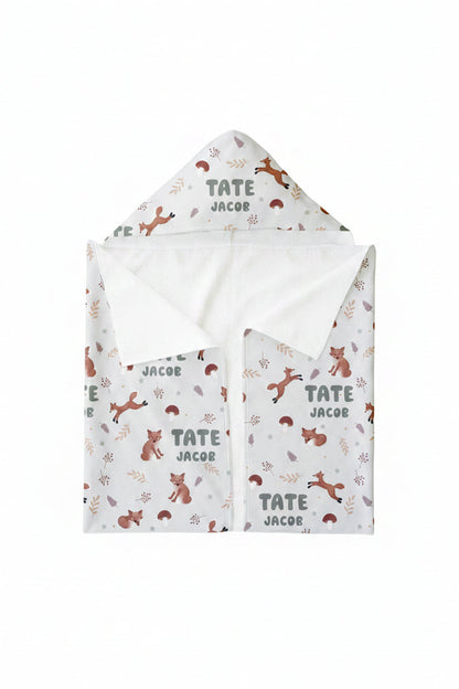 Personalized Hooded Towel | Red Fox Run