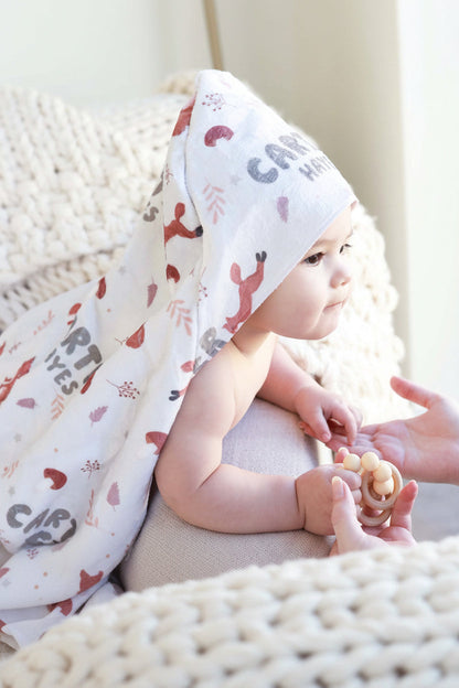 Personalized Hooded Towel | Red Fox Run