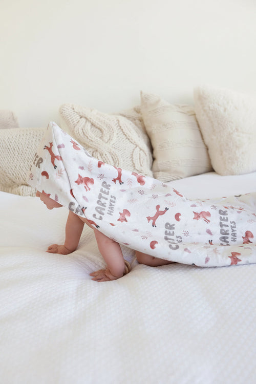 Personalized Hooded Towel | Red Fox Run