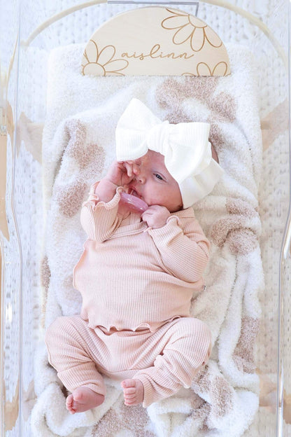 Large Waffle Knit Bow | White
