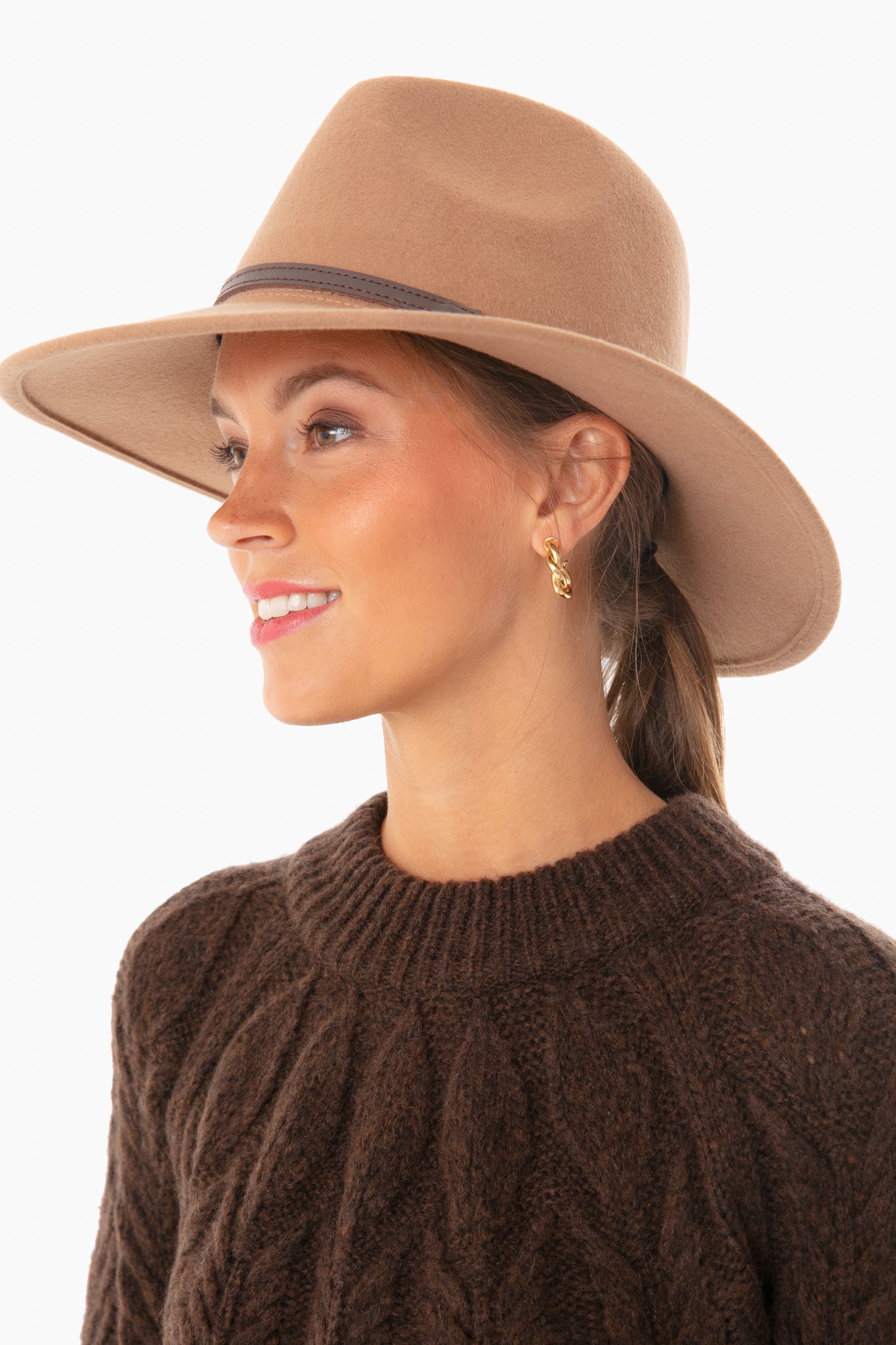 Camel Tack Fedora