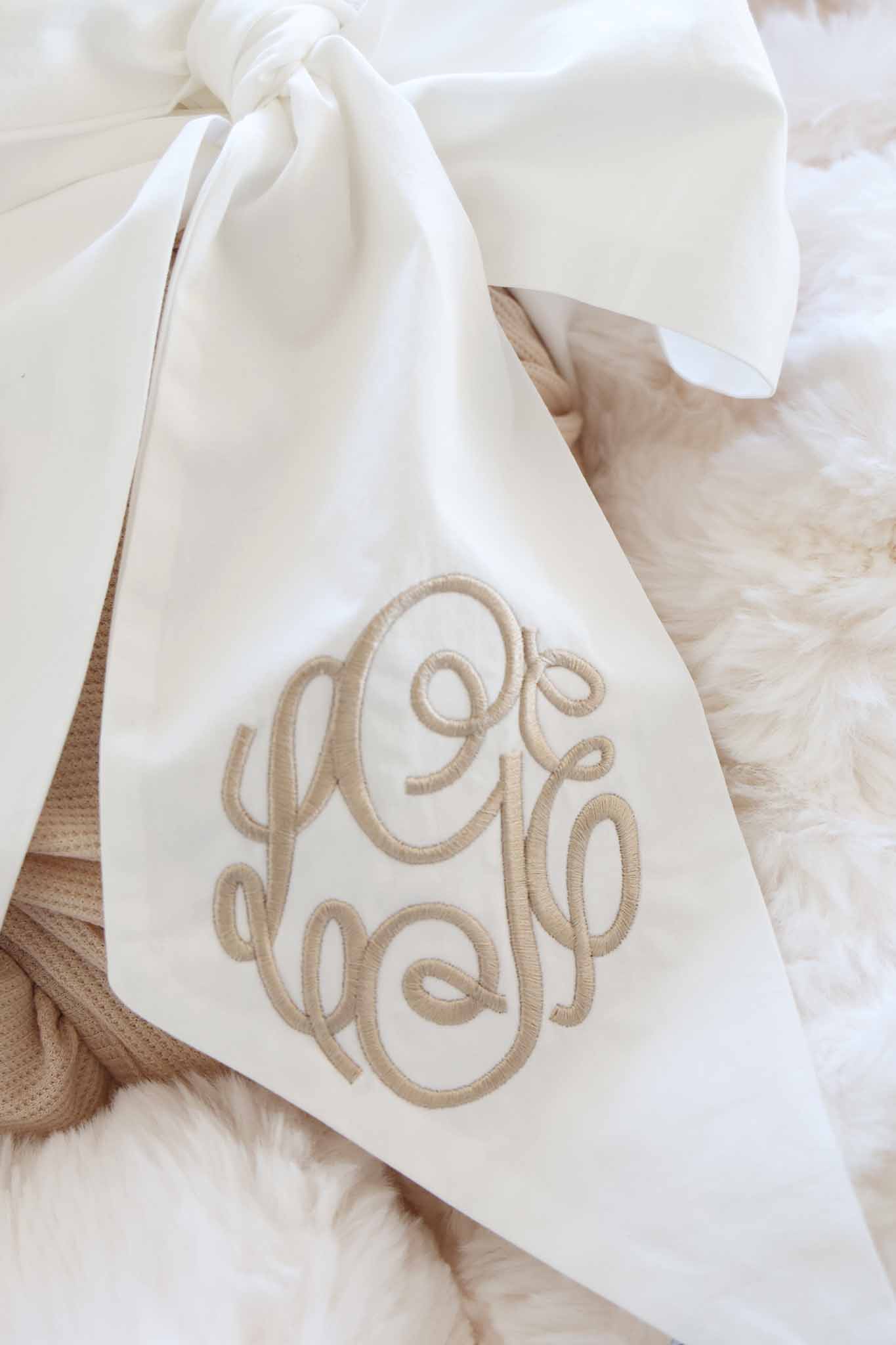 Personalized Newborn Bow Sash | Ivory