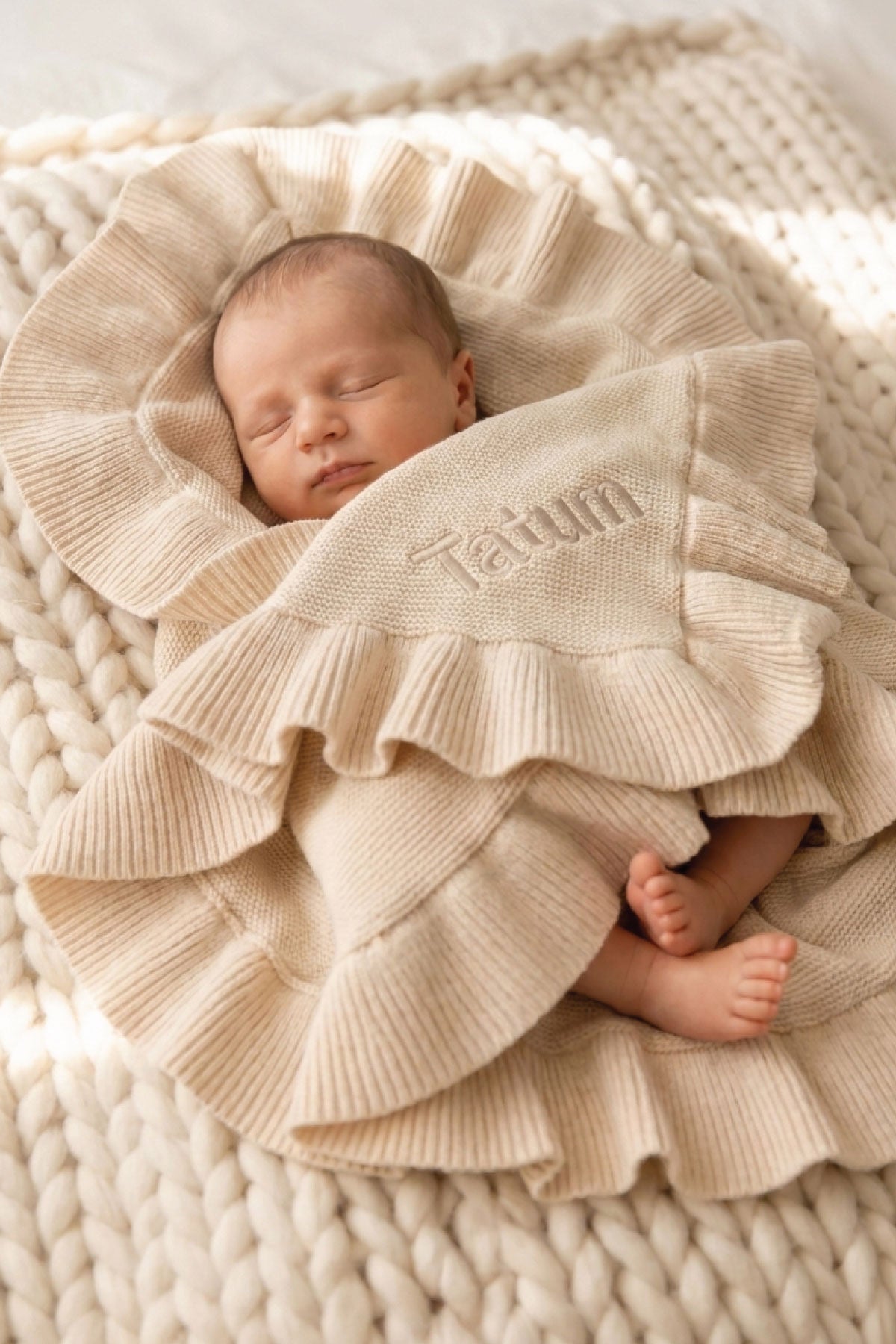 Embroidered Knit Blanket With Ruffle | Oatmeal