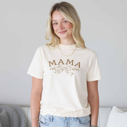Personalized Mama Bow Est. Graphic Tee | Ivory