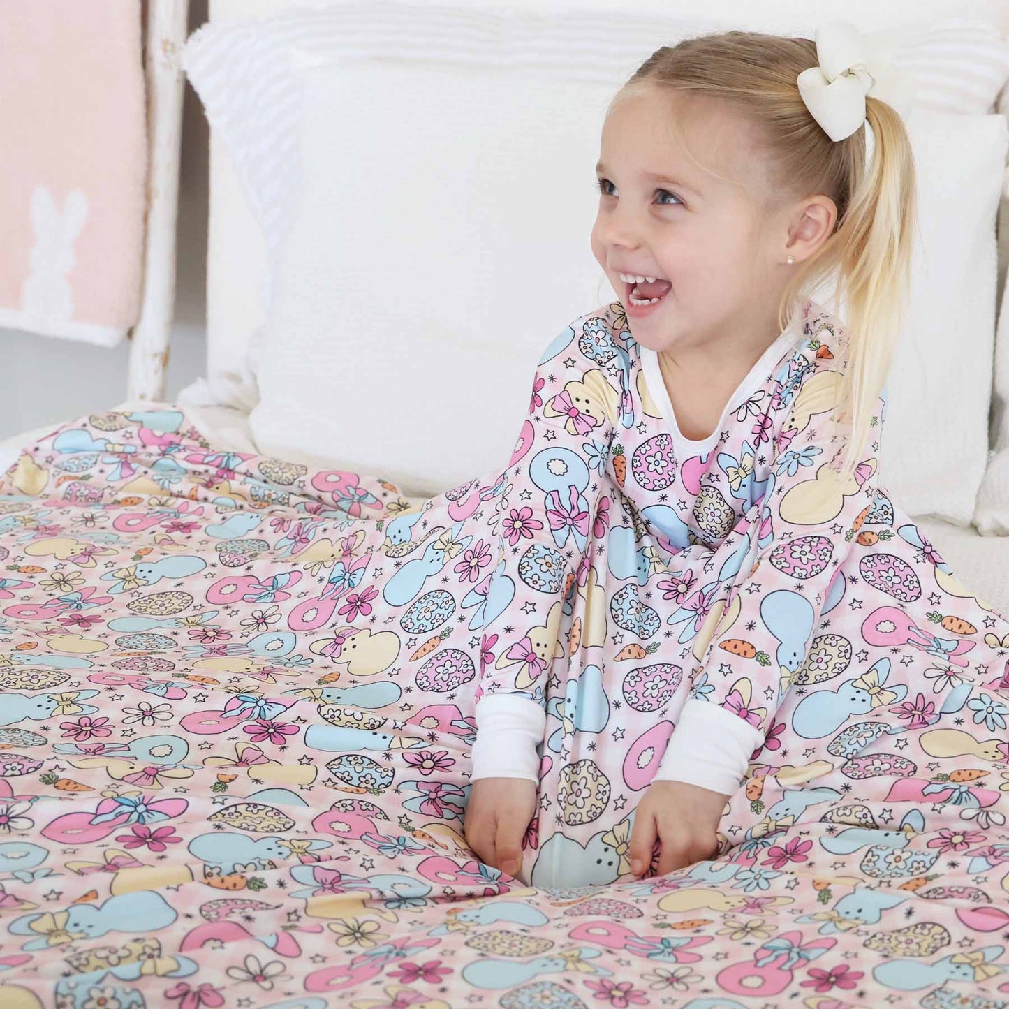 Cottontail Cuties Double Sided Bamboo Blanket | Pink