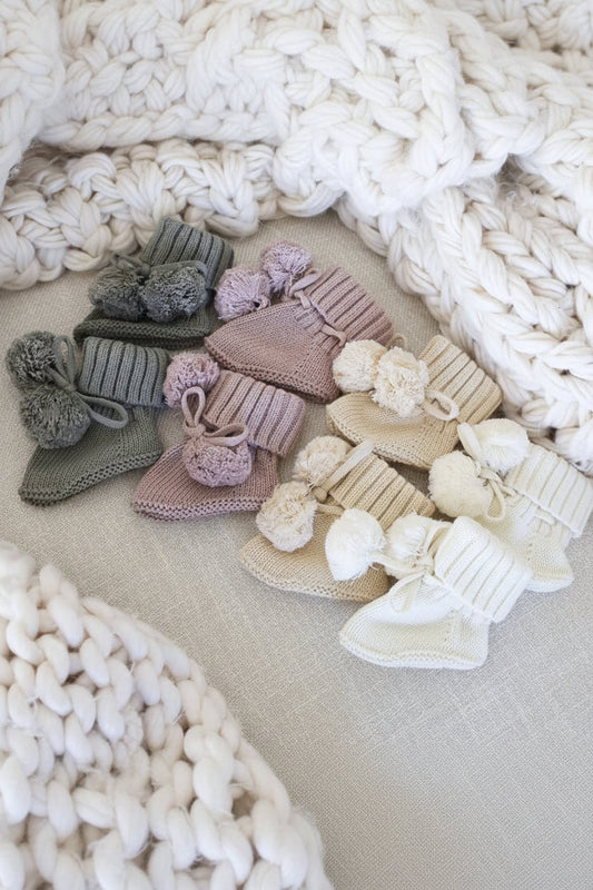 Knit Pom Pom Baby Booties