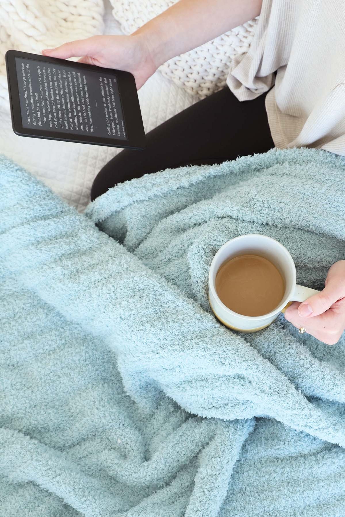CuddleLane™ Luxe Blankets | Solids