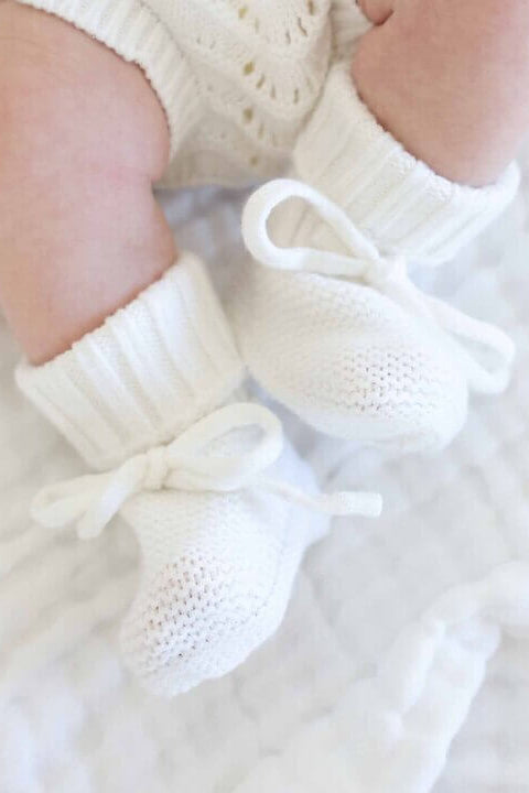 Knit Newborn Bow Booties | Light Ivory